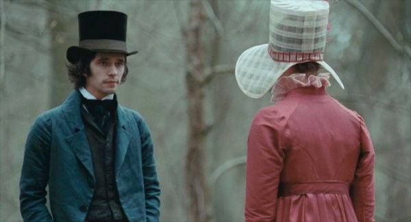 YÖN-KIRKAS-TÄHTI-hattumuotia