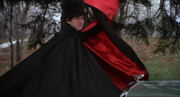 PIENI-TYTTÖ-taikuri