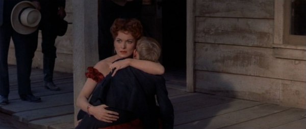 Kit ja juniorin ruumis.