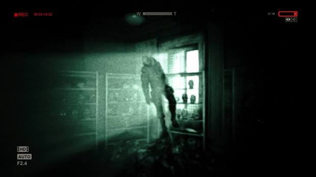 OUTLAST roikko