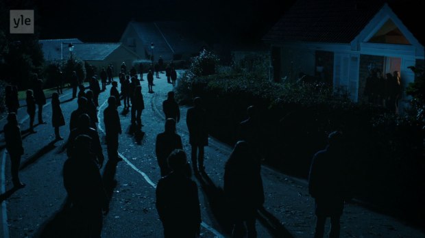 LES-REVENANTS-2-ulkona