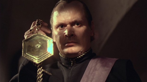 kuningas-jolla-ei-ollut-sydanta-paaministeri